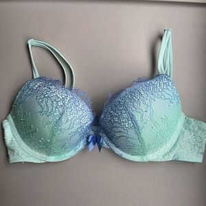 Victoria Secret Lace Underwire Bra